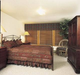 Racquet Club Mountain